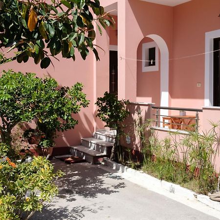 Mouzakitis Apartments 4 Аріллас Екстер'єр фото